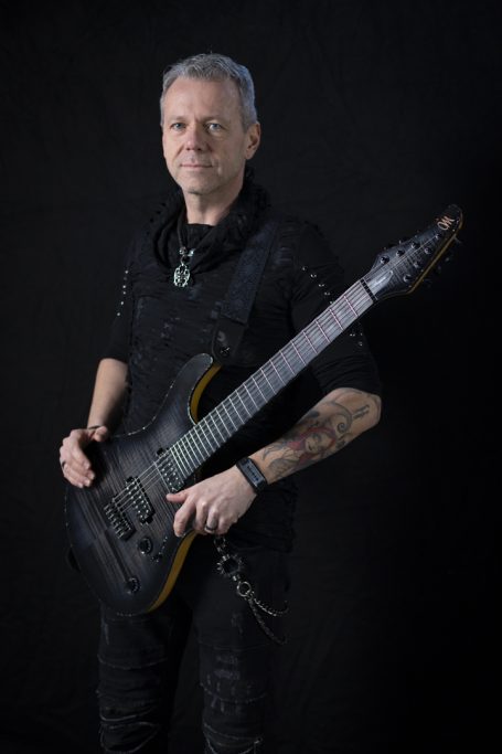 Miro Gitarre